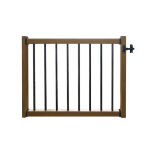 Barrière en bois et métal pour jardin.